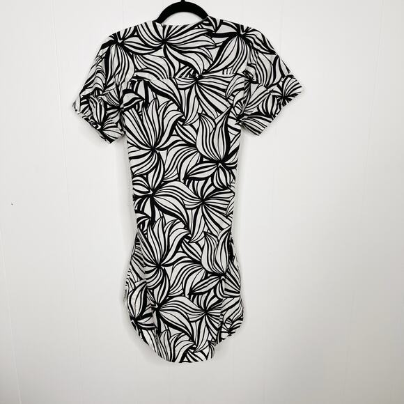 Theory Everyday VNeck Shift Dress Zebra Graphic Print Cotton Black White P - Picture 4 of 15